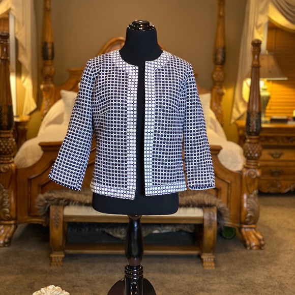 Laundry By Shelli Segal Jackets & Blazers - Laundry Shelli Segal Black & White Blazer Size 4